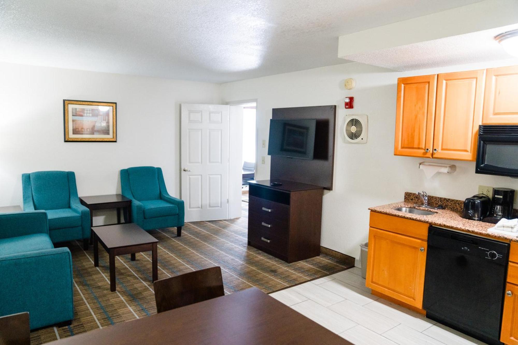 Mainstay Suites Knoxville North I-75 Экстерьер фото