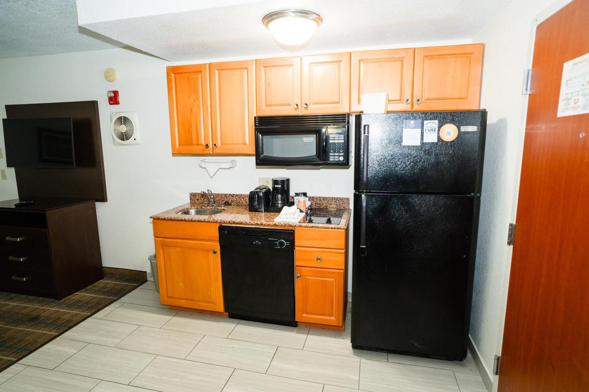 Mainstay Suites Knoxville North I-75 Экстерьер фото