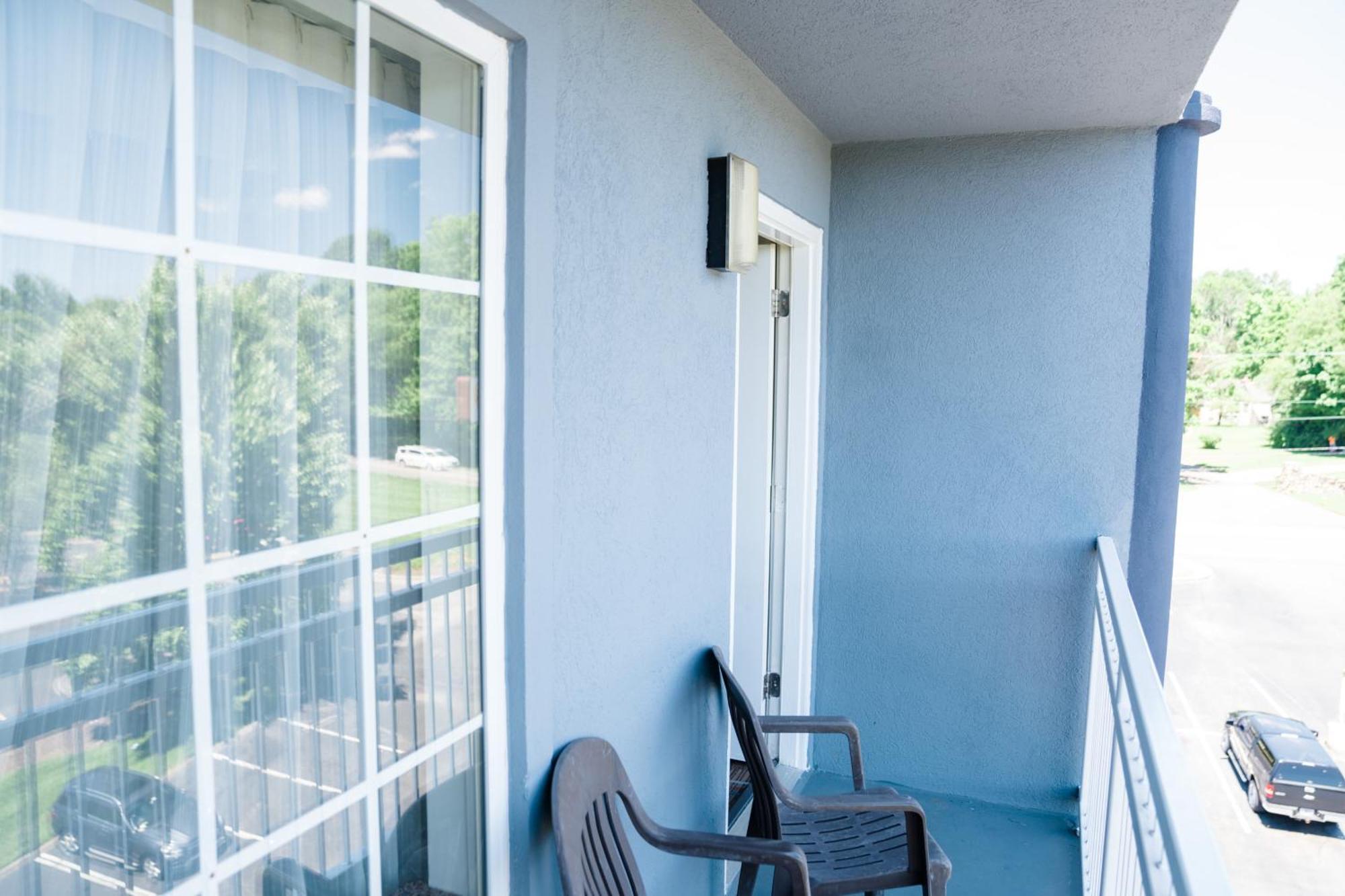 Mainstay Suites Knoxville North I-75 Экстерьер фото