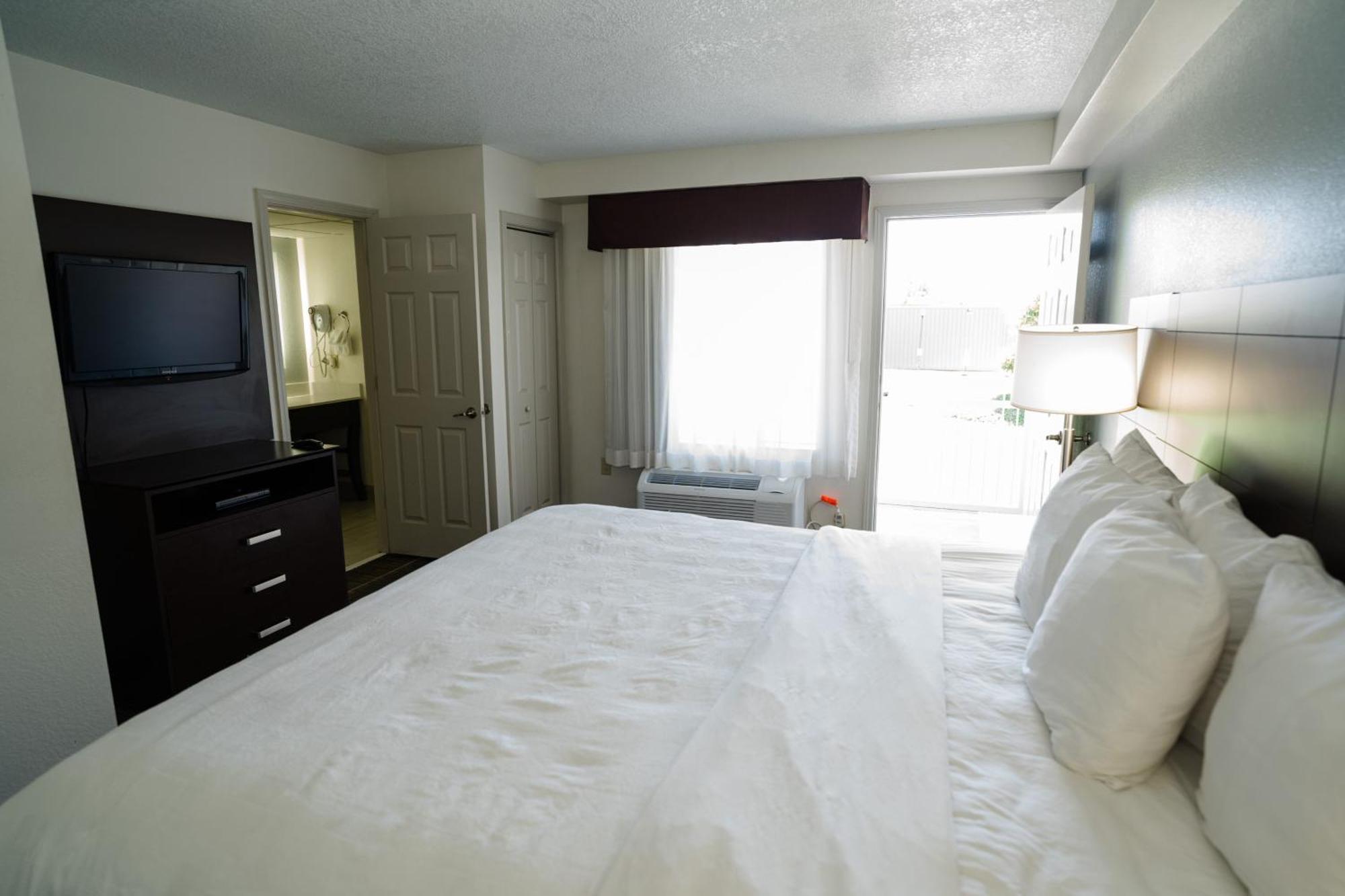 Mainstay Suites Knoxville North I-75 Экстерьер фото