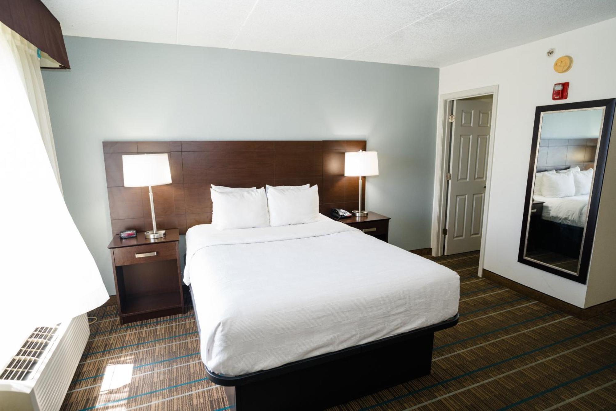 Mainstay Suites Knoxville North I-75 Экстерьер фото