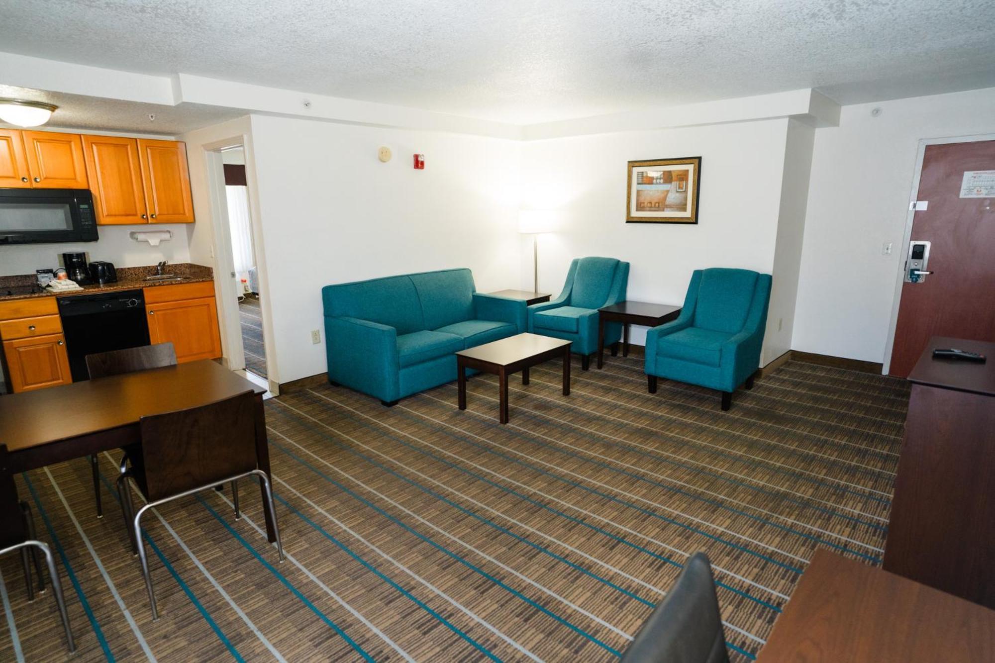 Mainstay Suites Knoxville North I-75 Экстерьер фото