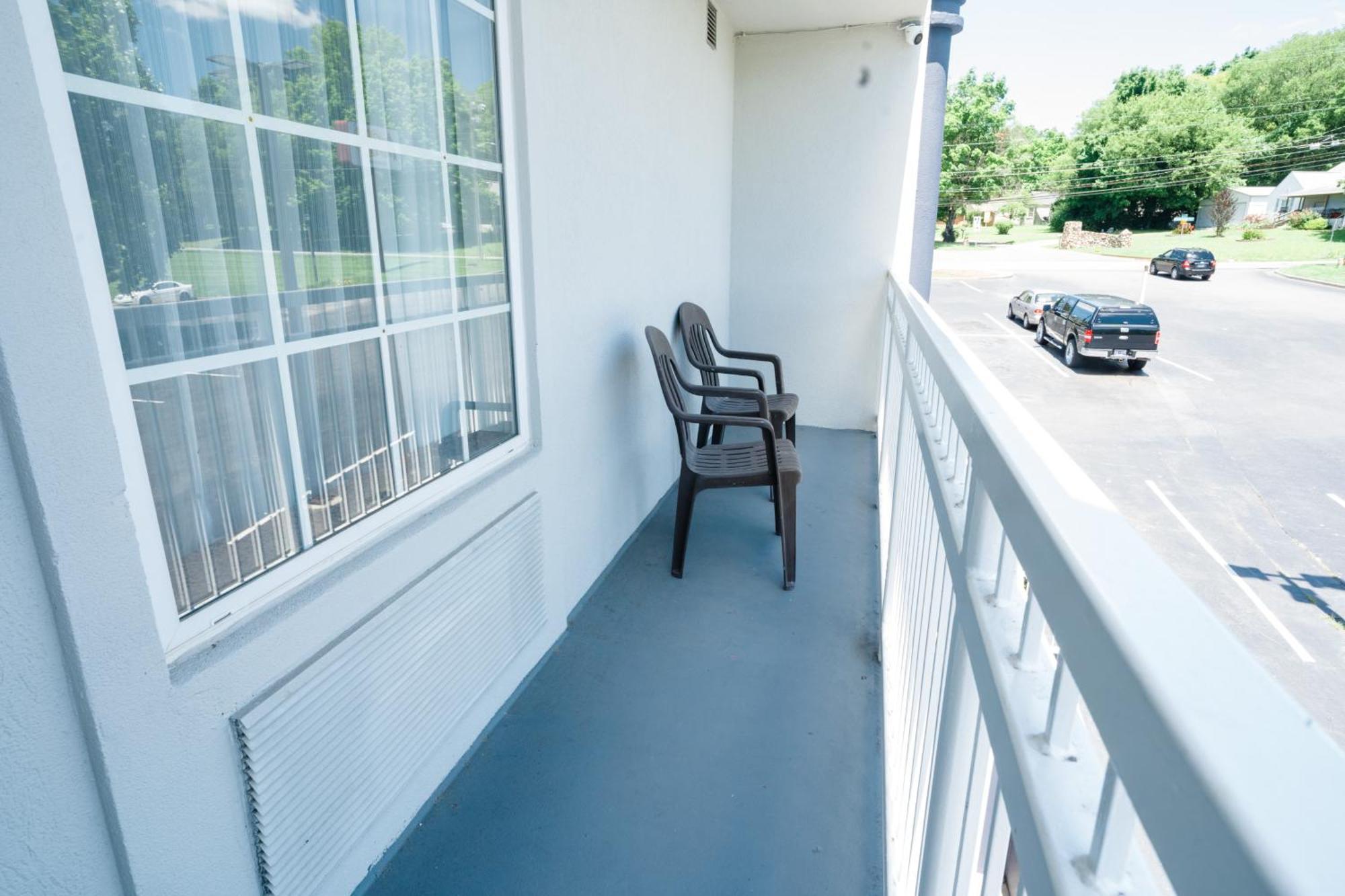 Mainstay Suites Knoxville North I-75 Экстерьер фото