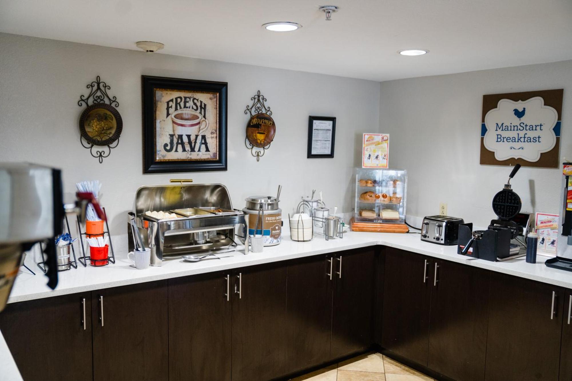 Mainstay Suites Knoxville North I-75 Экстерьер фото