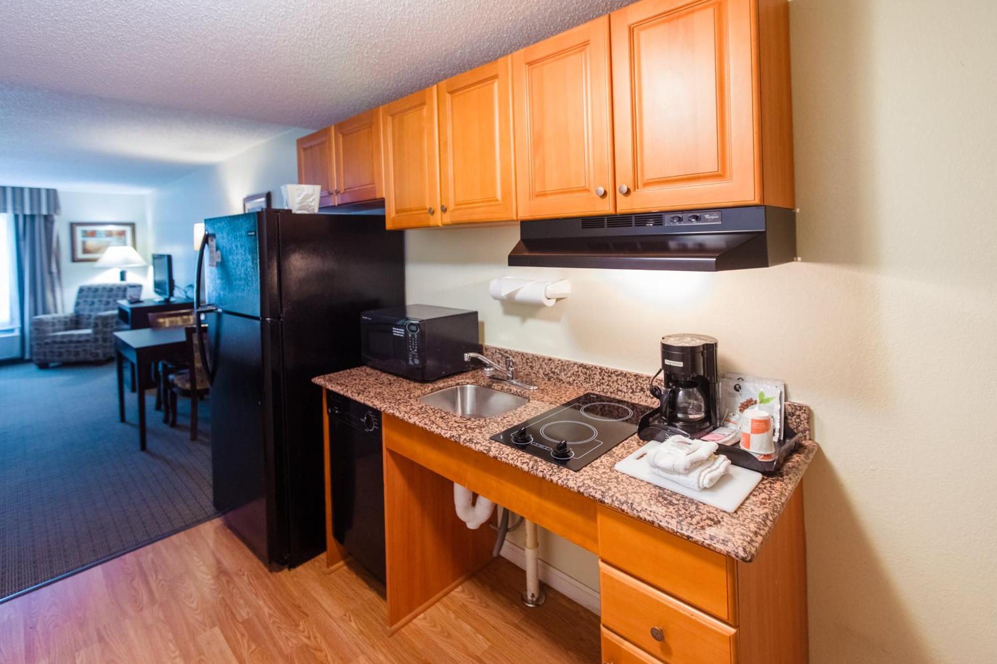 Mainstay Suites Knoxville North I-75 Экстерьер фото